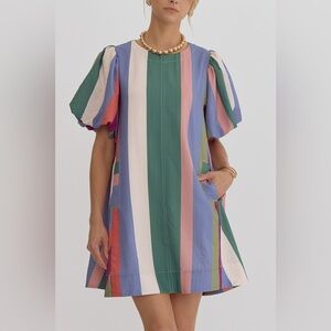 Entro Multicolor Puff Sleeve Dress